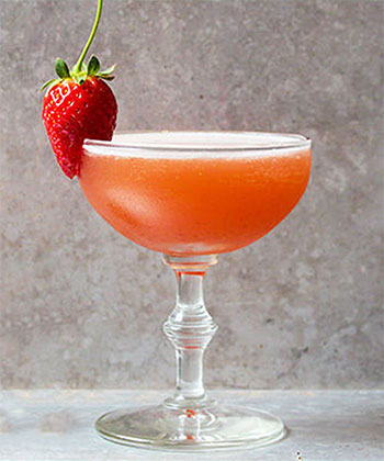 The Strawberry and Maple Brown Derby is one of the best maple cocktails for fall. 