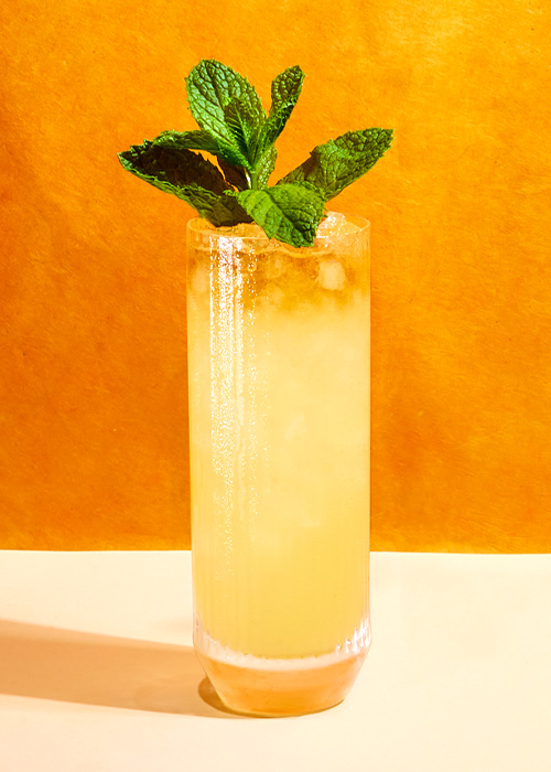 The Fog Cutter is one of the most essential and popular rum cocktails for 2023. 