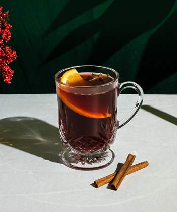 The Mulled Wine is one of the best après ski cocktails. 