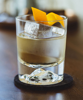 The White Negroni is one of the best cocktails for Thanksgiving. 