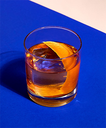 The Old Fashioned is one of the best cold weather whiskey cocktails. 