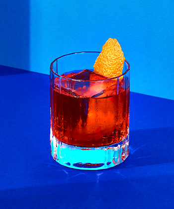 The Boulevardier is one of the most essential and popular whiskey cocktails from 2023. 