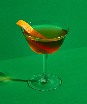 The Emerald is one of the most essential and popular whiskey cocktails from 2023. 