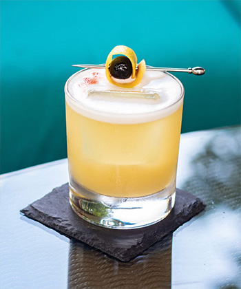 The Whiskey Sour is one of the most essential and popular whiskey cocktails from 2023. 