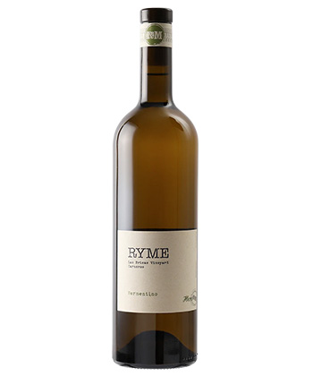 Ryme Cellars Vermentino 'Hers' 2022 is one of the best white wines for gifting this holiday season. 