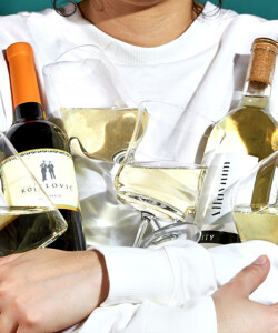 The 30 Best White Wines for 2024