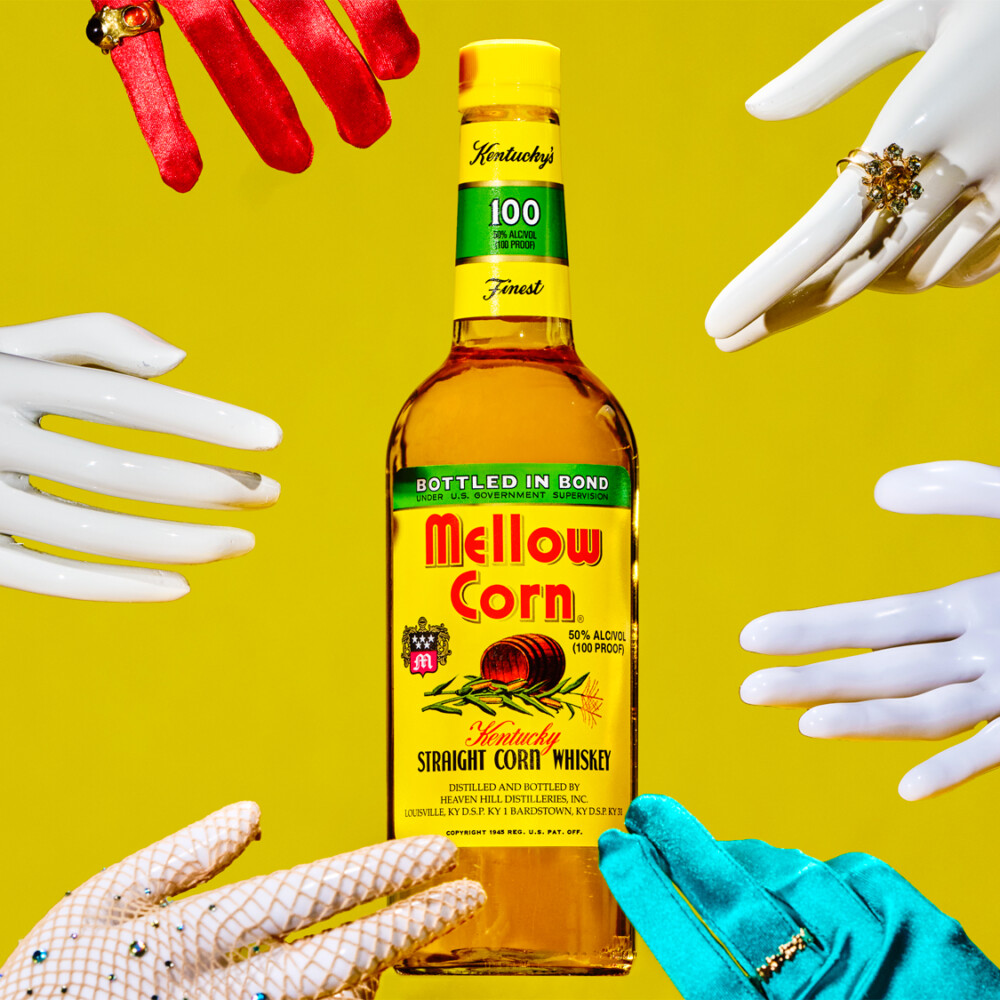 ウイスキー TOY BOX Kentucky Straight Corn Whiskey TOY BOX Kentucky Straight Corn Whiskey
