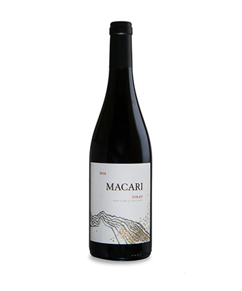 Macari Vineyards Syrah 2020 is one of the best American East Coast Syrahs. 