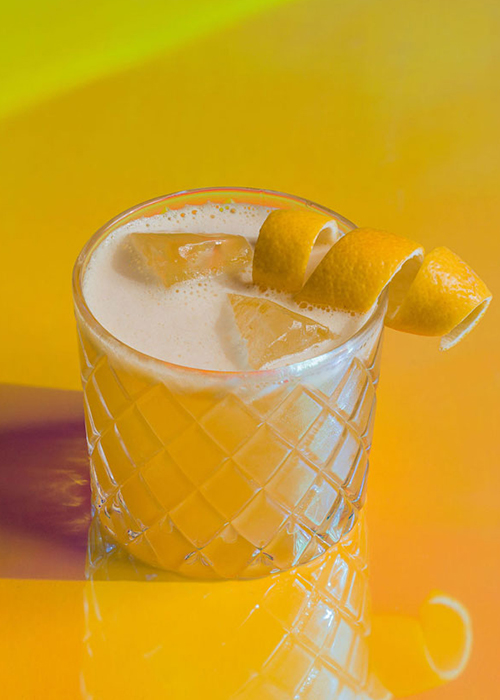 The Gold Rush is one of the most underrated whiskey cocktails, according to bartenders. 