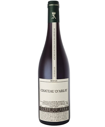 Chateau d’Arlay Côtes du Jura Vin Rouge Pinot Noir 2017 is one of the best red wines from the Jura. 