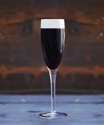 The Black Velvet is one of the best Guinness cocktails. 