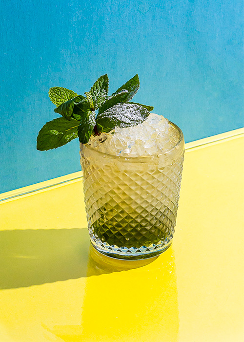 The Mint Julep is one of the best bourbon cocktails for spring. 