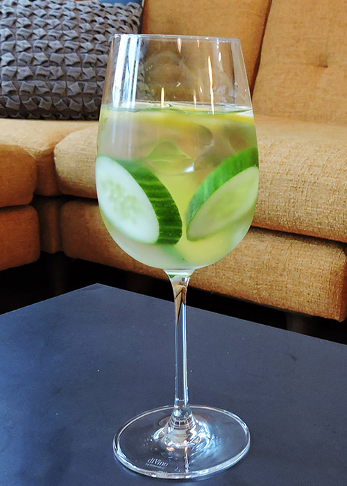 Refreshing White Sangria is one of the best white sangria recipes. 