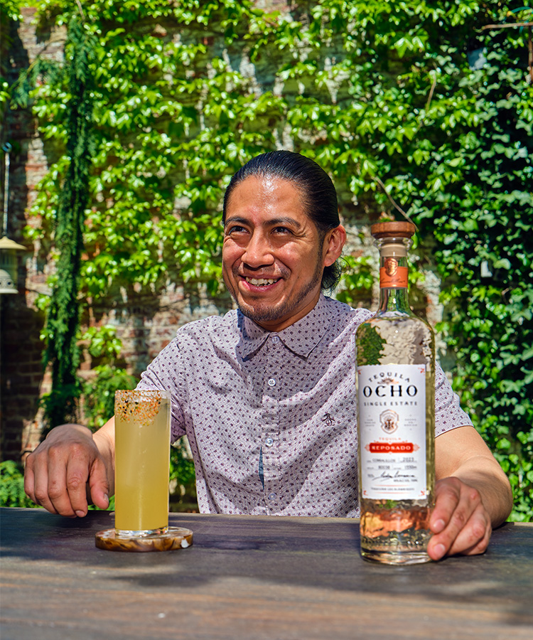 The Story Behind Bartender Armando Cortes’ Globally-Inspired Paloma Ona