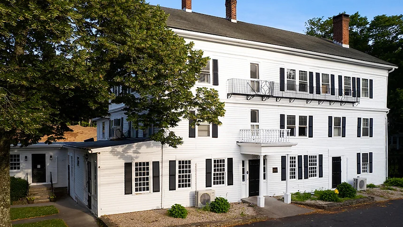 The 1754 House is the oldest hotel in Connecticut. 
