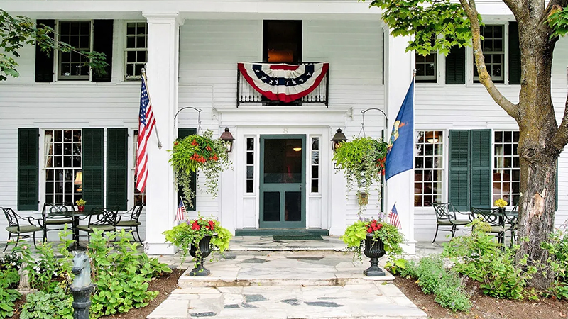 The Dorset Inn is the oldest hotel in Vermont. 