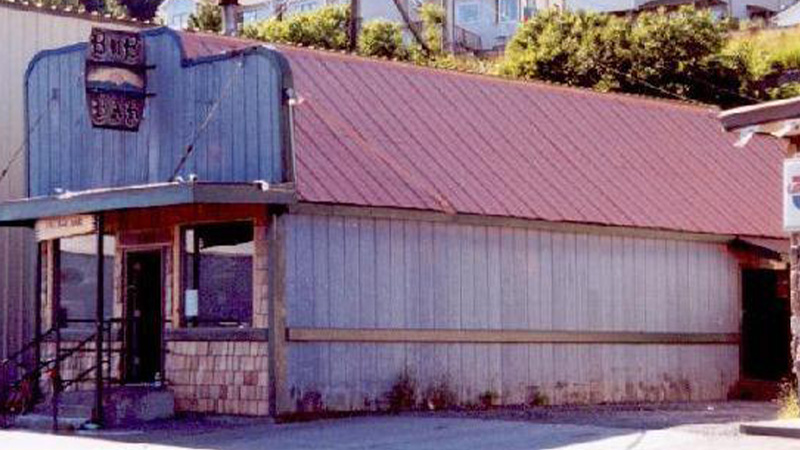 The Oldest Bar in Alaska is B&B Bar (1906)