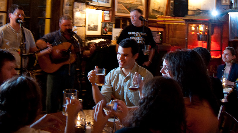 The Oldest Bar in Connecticut is Griswold Inn Tap Room (1776)