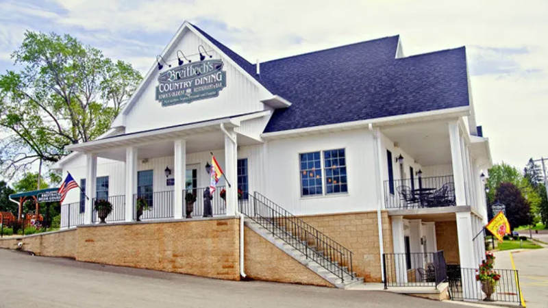 The Oldest Bar in Iowa is Breitbach’s Country Dining (1852)