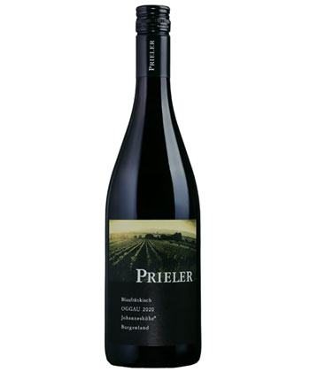 Prieler Oggau Johanneshöhe Blaufränkisch 2020 is one of the best Austrian reds for 2024. 