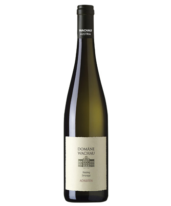 Domane Wachau ‘Achleiten’ Riesling Smaragd 2022 is one of the best Rieslings for 2024. 