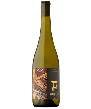 Trestle Thirty One Dry Riesling 2022 is one of the best Rieslings for 2024. 