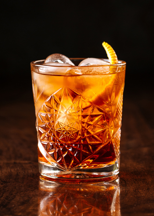 The Cock n Bull is one of the most underrated fall bourbon cocktails, according to bartenders. 