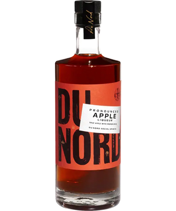 Du Nord Pronounced Apple Liqueur is one of the best liqueurs for 2024. 