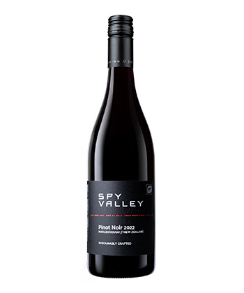 Spy Valley Pinot Noir Marlborough Southern Valleys 2022 is one of the best Pinot Noirs from New Zealand. 