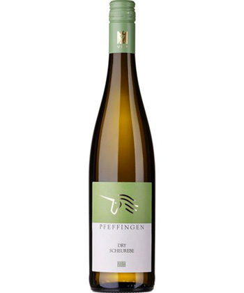 Pfeffingen Dry Scheurebe 2022 is one of the best white wines for 2025. 