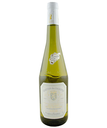 Muscadet Sèvre-et-Maine is one of the best bang for your buck white wines, according to wine professionals. 