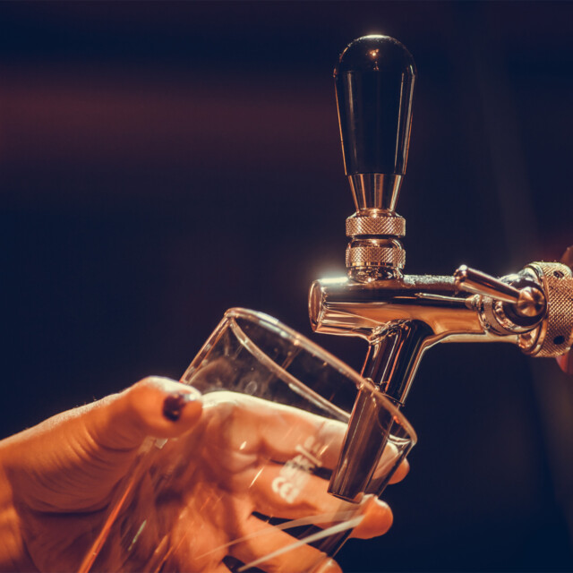 How Pouring Styles Became the Big Draw in Draft Beer