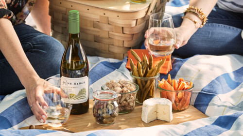 Pine Ridge’s Chenin Blanc + Viognier: A Refreshing Classic for the Casual & Wellness-Minded Wine Drinker