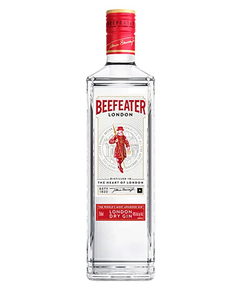 Beefeater Gin is one of the best gins for mixing classic cocktails, according to bartenders. 