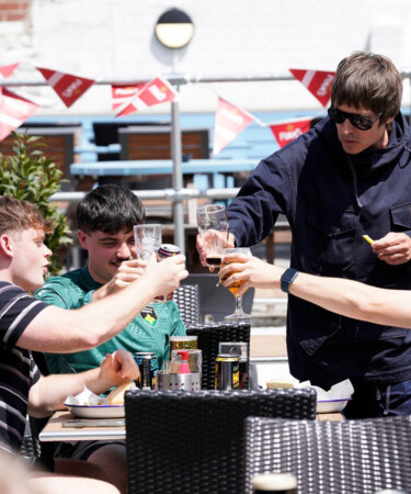 Lager Supernova: Pint Sales in Cardiff Through the Roof During Oasis Reunion Kickoff