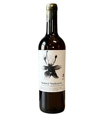 Richard Stávek Medovy Muskatek 2022 is one of the best orange wines for 2025. 
