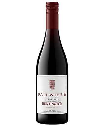 Pali Wine Co. 'Huntington' Pinot Noir 2022 is one of the best screw top wines. 