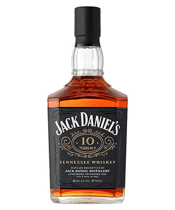 Jack Daniel’s 10 Year Old Tennessee Whiskey (2021) is one of the most important American whiskeys of the 21st century.