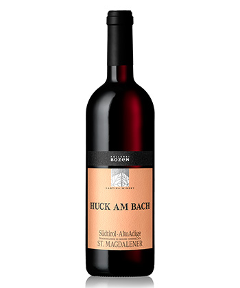 Kellerei Bozen St. Magdalener ‘Huck am Bach’ 2023 is one of the best red wines from Alto Adige. Check out the rest here! 