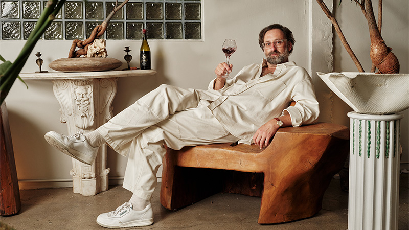 Founded in 2015, Las Jaras' bright, approachable bottlings are beloved by wine professionals and enthusiasts alike.