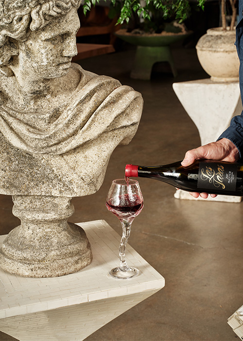 Founded in 2015, Las Jaras' bright, approachable bottlings are beloved by wine professionals and enthusiasts alike.