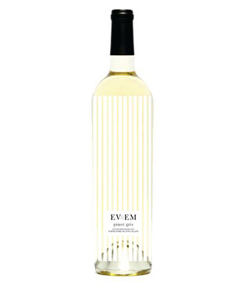 Ev&Em Vineyards Pinot Gris 2024 is one of the best white wines from Long Island. 