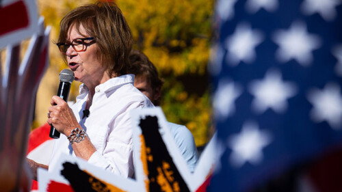 Minnesota’s Senator Tina Smith Is Still Fighting for THC