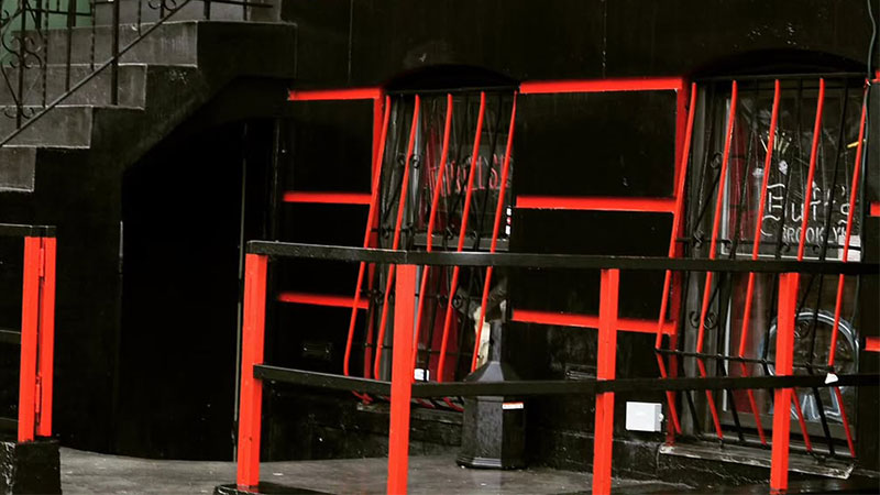 Duff's is one of the best dive bars in New York City.