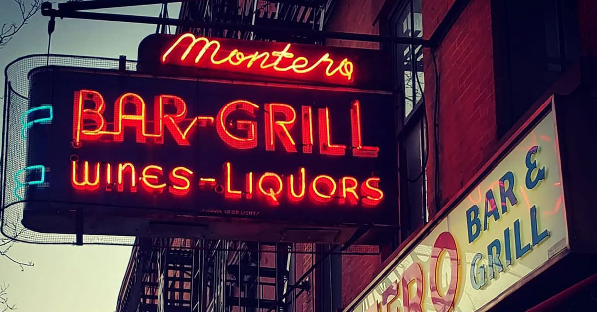 20 of the Best Dive Bars in New York City
