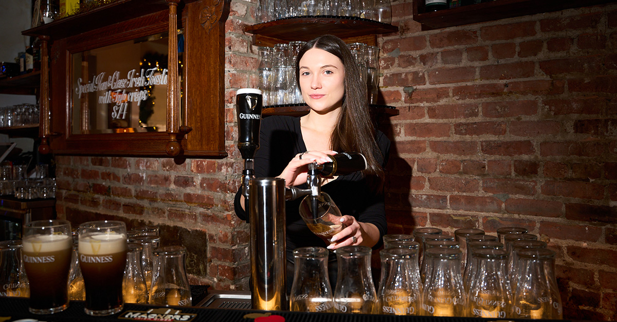 At Banshee, Jen Murphy Goes All-In on Martinis, Guinness, and Neighborhood Hospitality