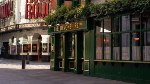 This London Pub Reportedly Sells the Most Guinness in the World