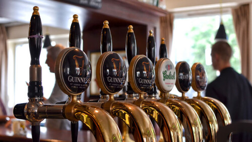 We Asked 9 Bartenders: What’s the Best Guinness Pour in Boston?