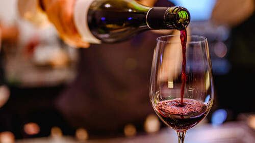 We Asked 16 Sommeliers: Which Red Wine Offers the Best Bang for Your Buck? (2026)