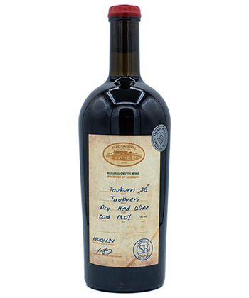 Tchotiashvili Tavkveri ‘SB’ Dry Red 2020 is one of the best wines from the country of Georgia.